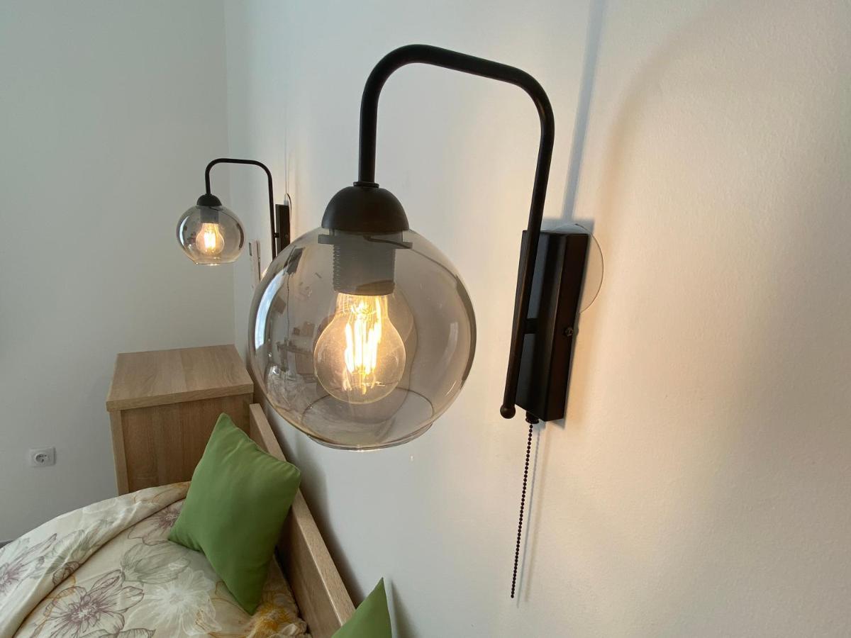 Rad-Var Apartmanhaz เอ็กเกอร์ ภายนอก รูปภาพ